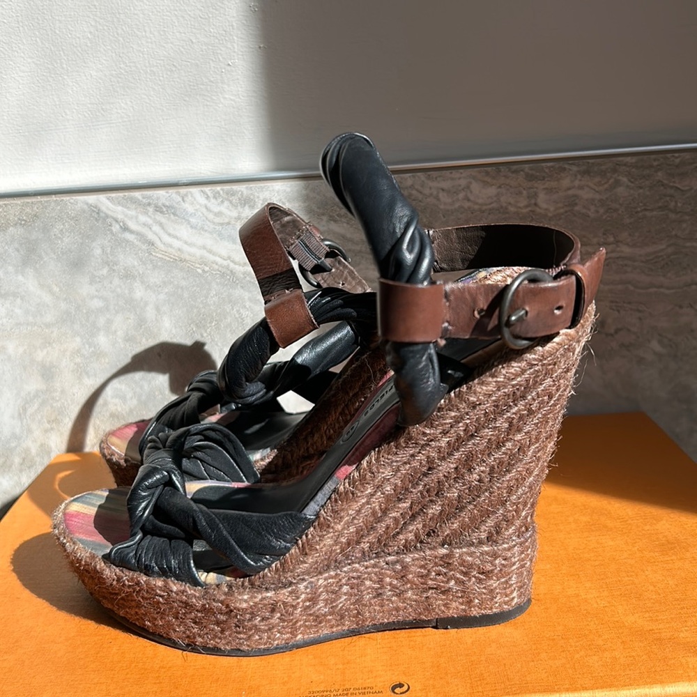 Black and brown leather wedges size 38/7.5
